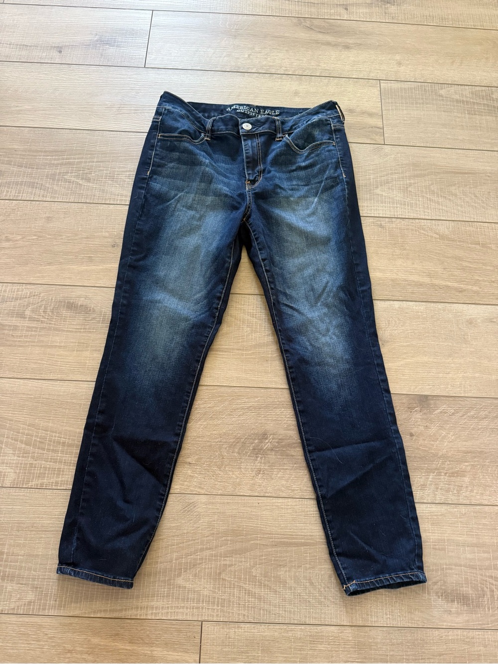 American Eagle Outfitters Women’s Skinny Jeans - Dark Blue Faded Wash